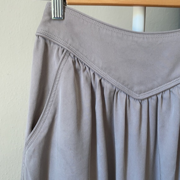 Aritzia Wilfred Gabrielle Skirt Mid Length Grey Side Slit Waist Panel XS - Picture 2 of 5